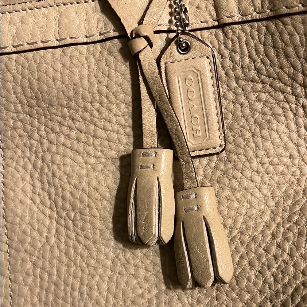 Coach Beige Leather Tote with Front Zip - Picture 6 of 12